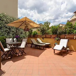 https://your-florence.it-tuscanyhotel.com