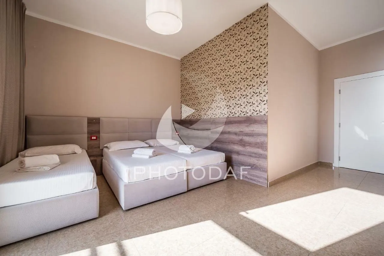 Inn Hotel Shkallnur 3*,